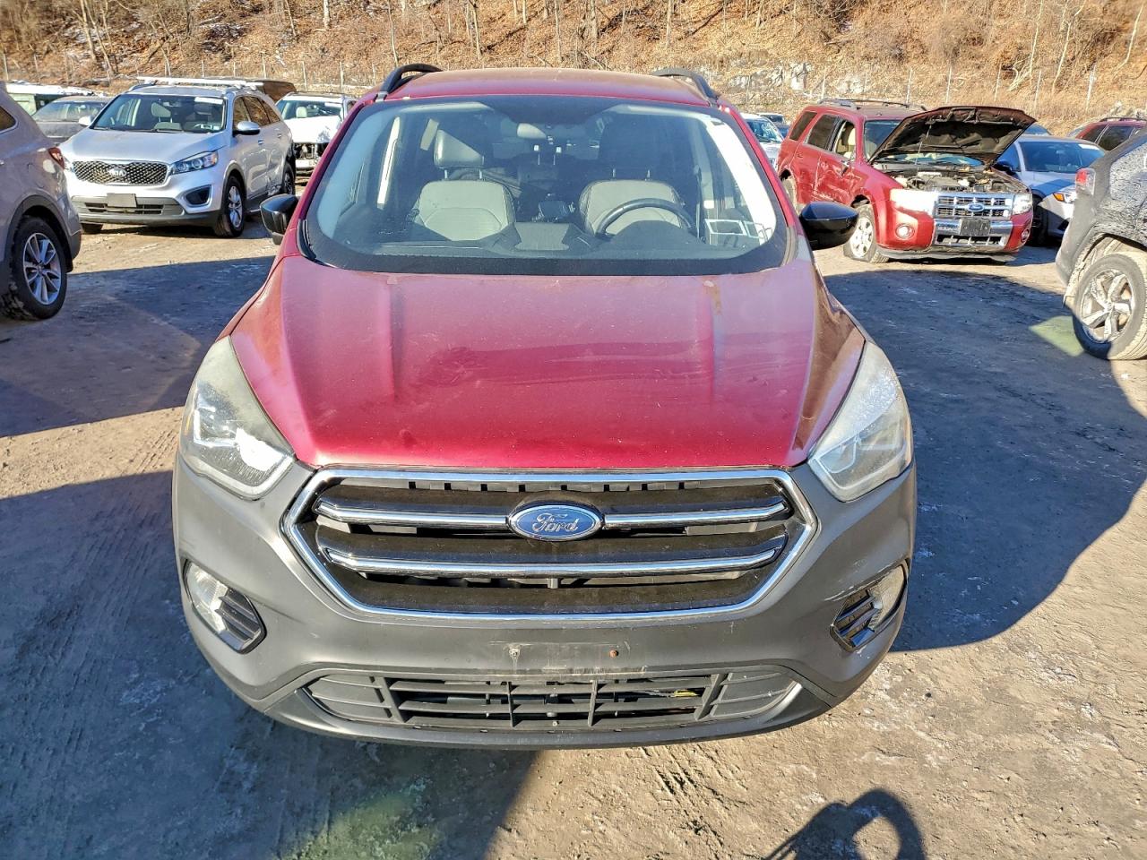 2017 FORD ESCAPE SE photo 9