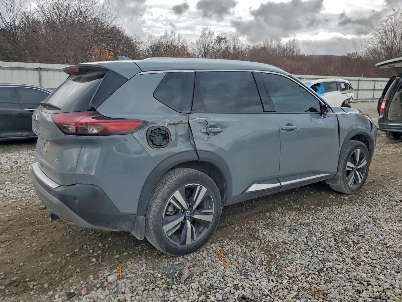 2021 NISSAN ROGUE SL photo 3