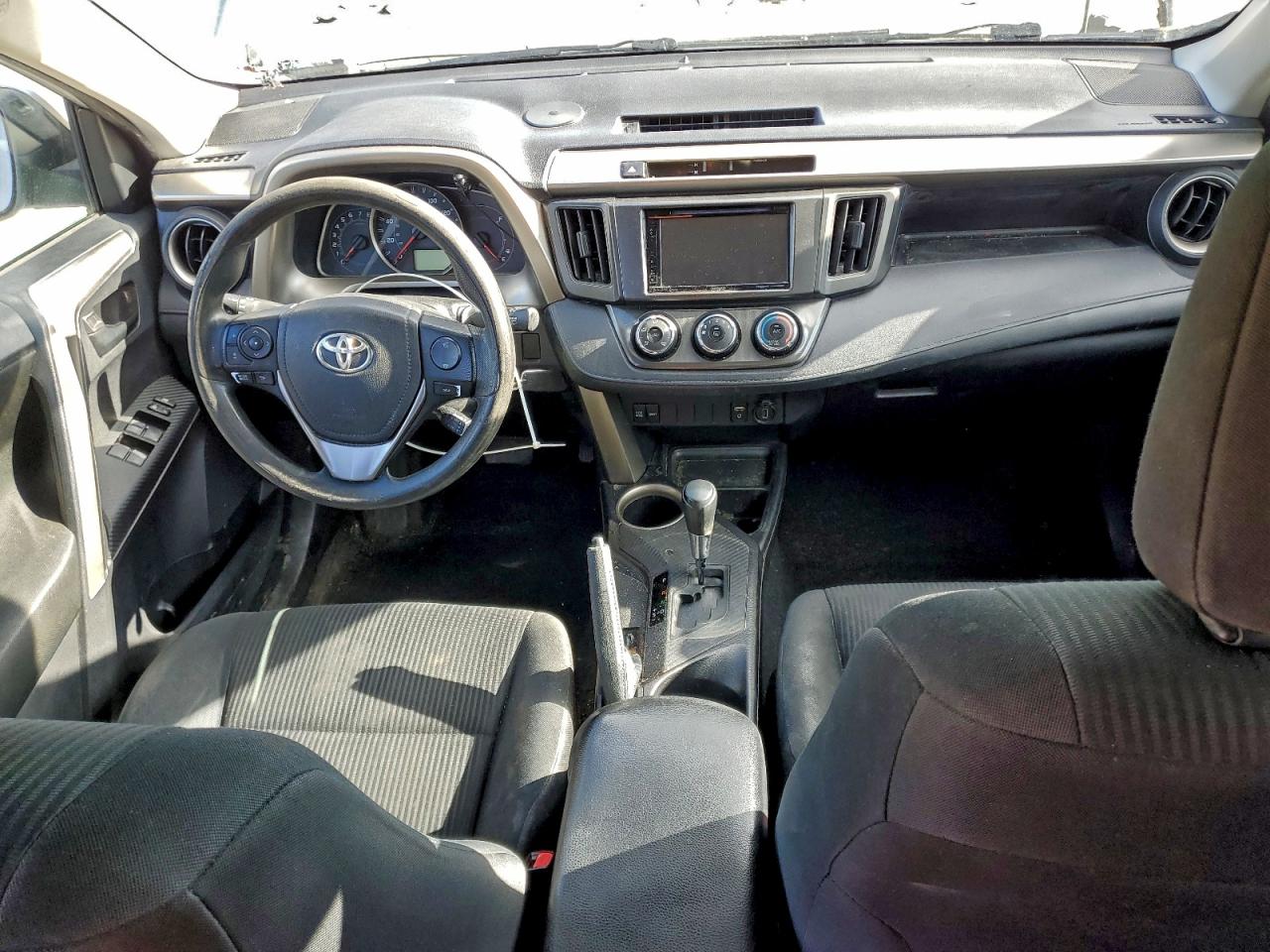 2014 TOYOTA RAV4 LE photo 15