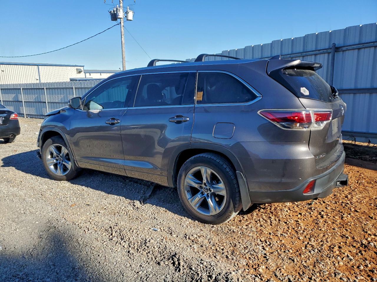 2016 TOYOTA HIGHLANDER LIMITED photo 2