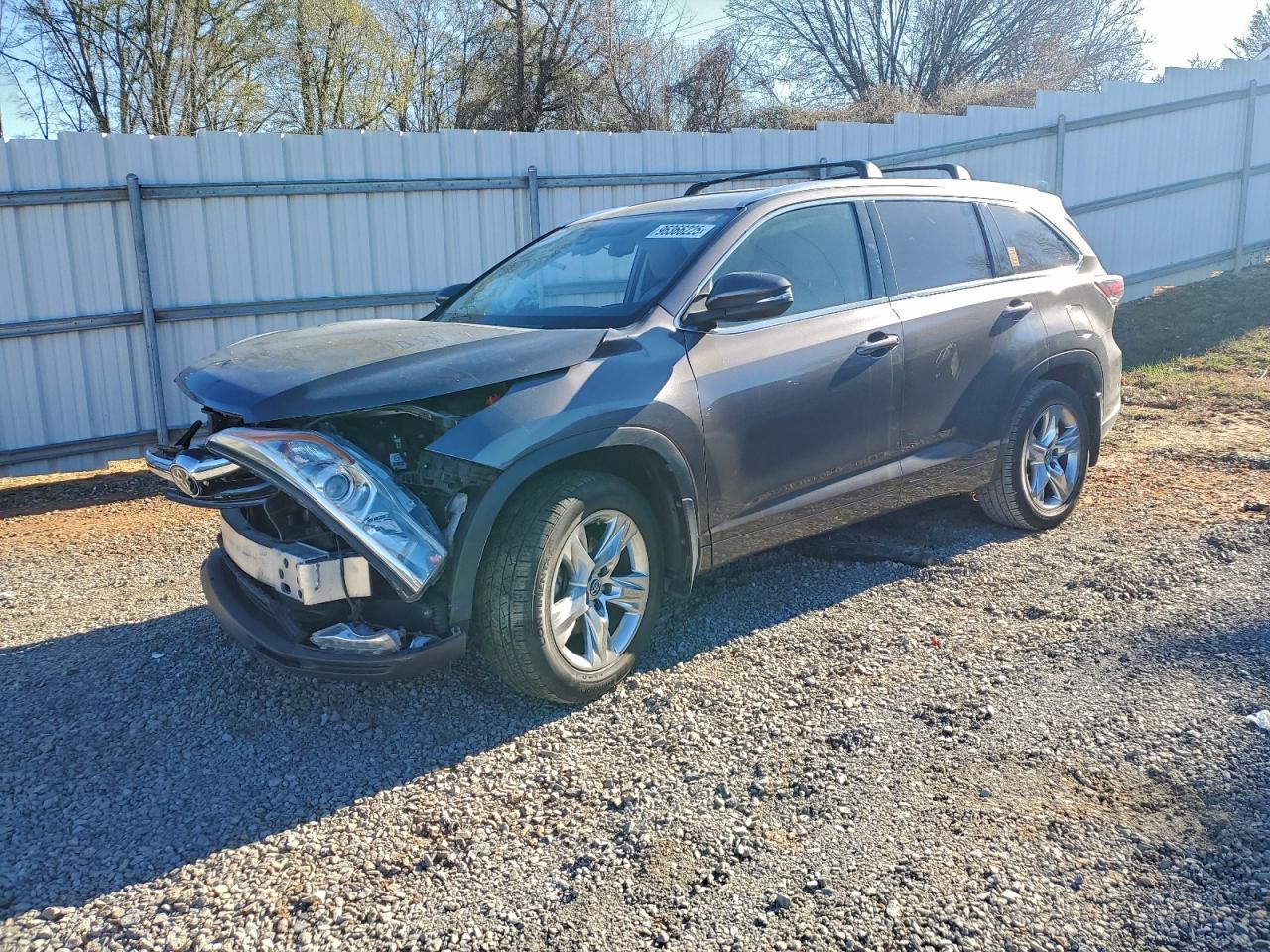 2016 TOYOTA HIGHLANDER