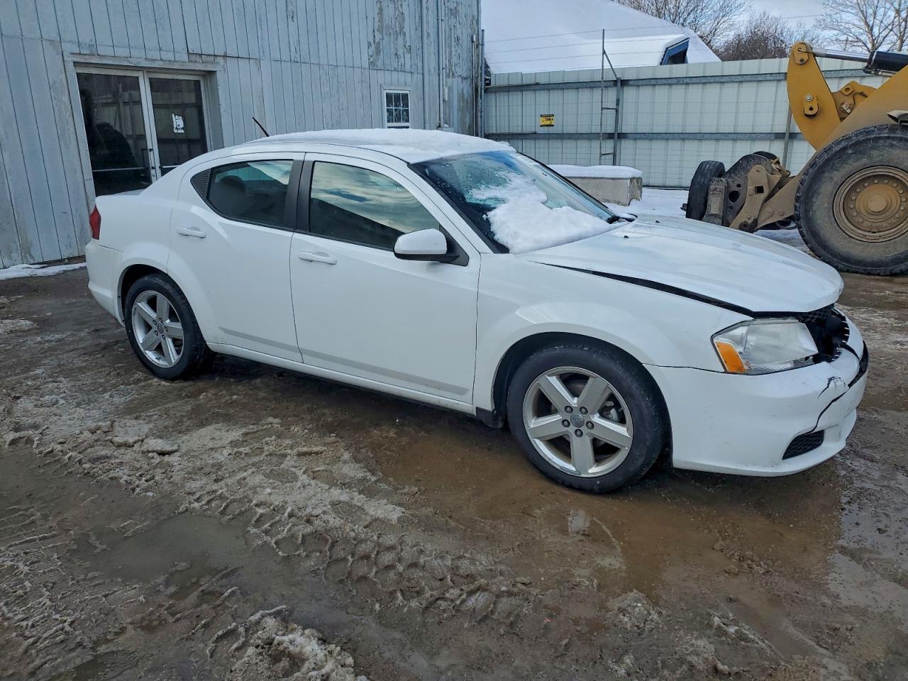 2012 DODGE AVENGER SXT photo 4