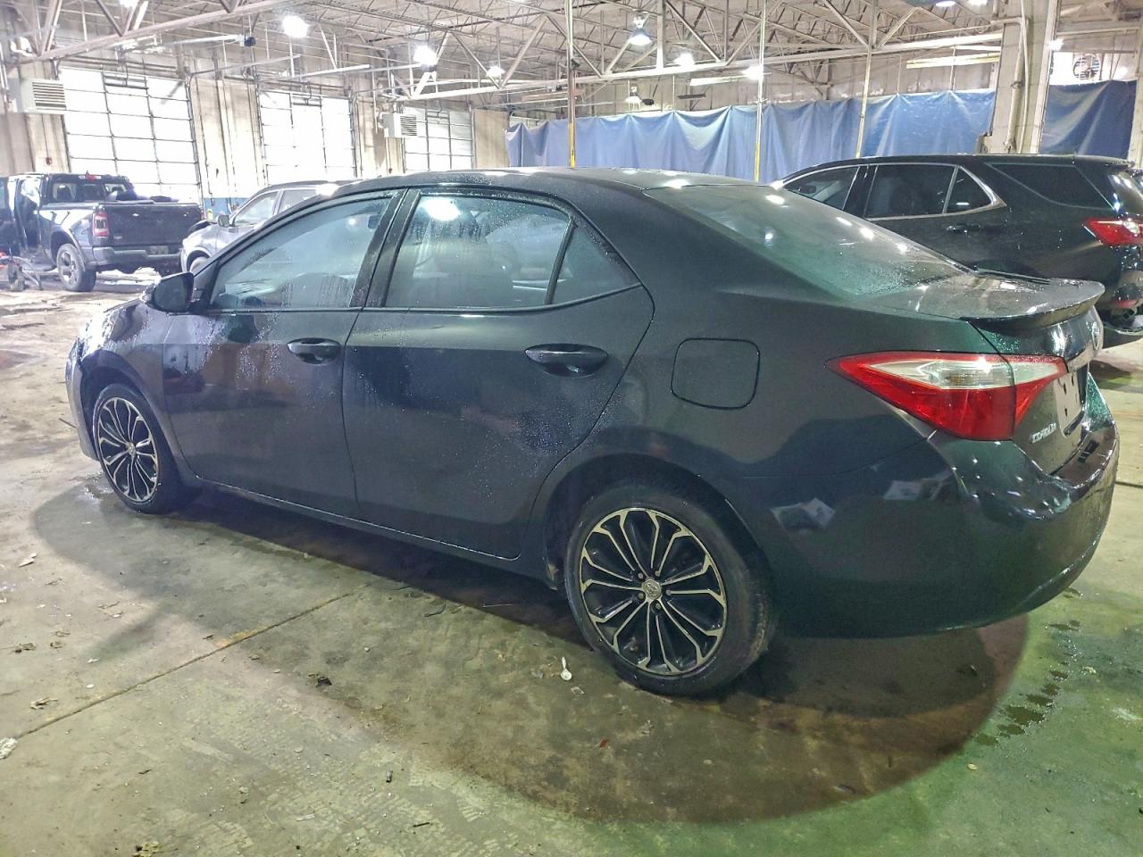 2014 TOYOTA COROLLA L photo 2