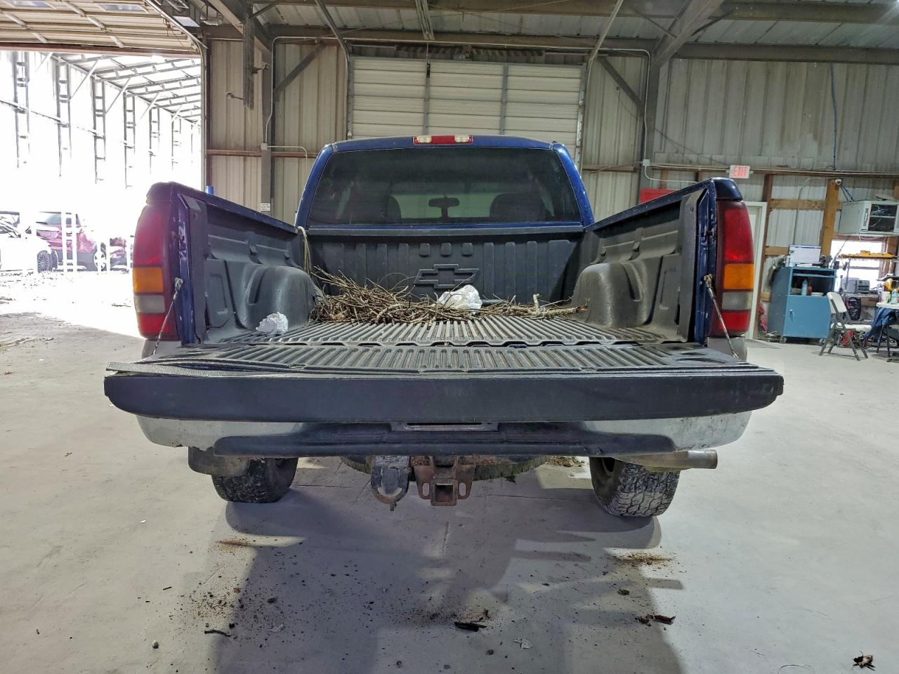 2002 CHEVROLET SILVERADO K1500 photo 11