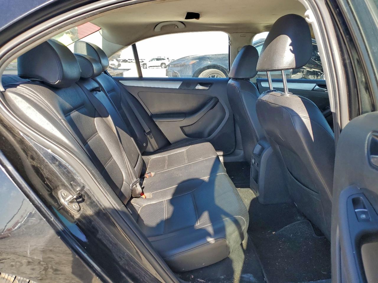 2014 VOLKSWAGEN JETTA SE photo 10