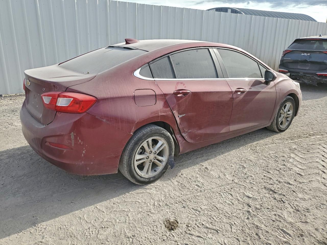 2016 CHEVROLET CRUZE LT photo 3