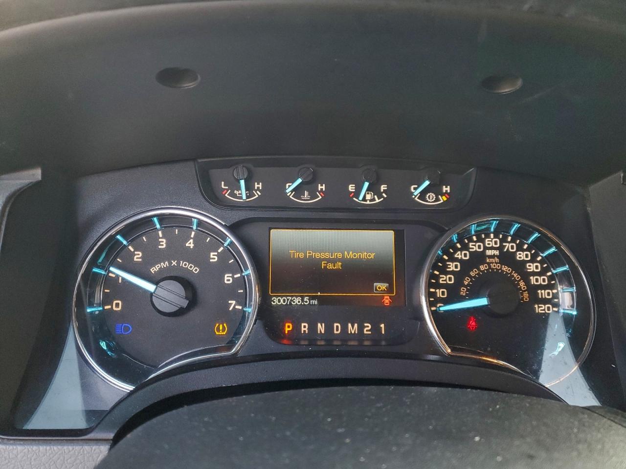 2011 FORD F150 SUPER CAB photo 9