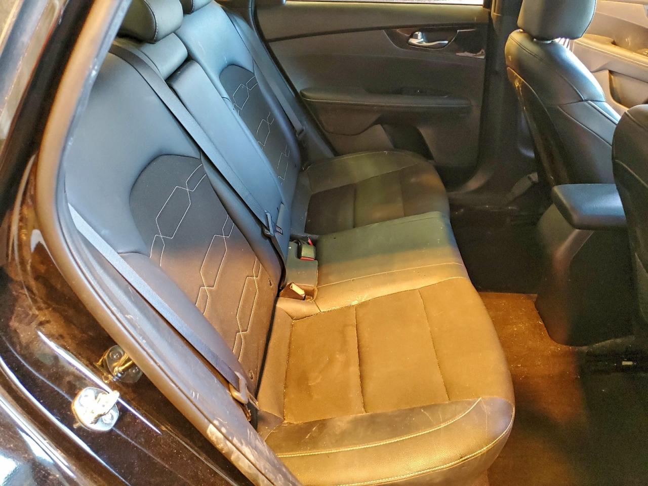 2024 KIA FORTE GT LINE photo 10