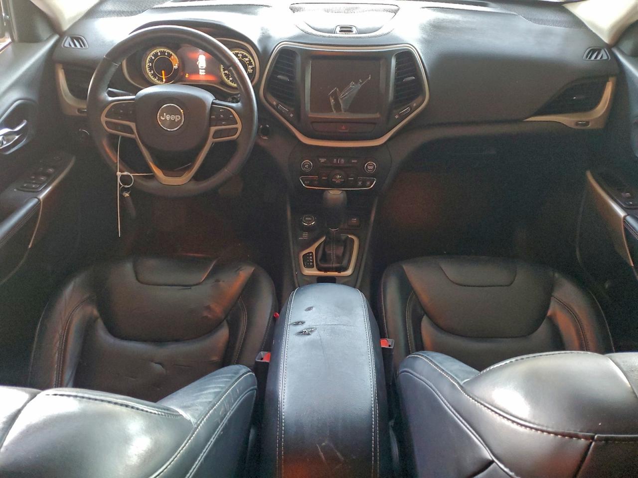 2017 JEEP CHEROKEE LIMITED photo 8