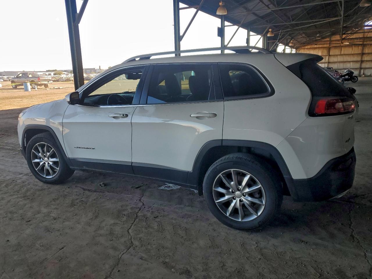 2017 JEEP CHEROKEE LIMITED photo 2