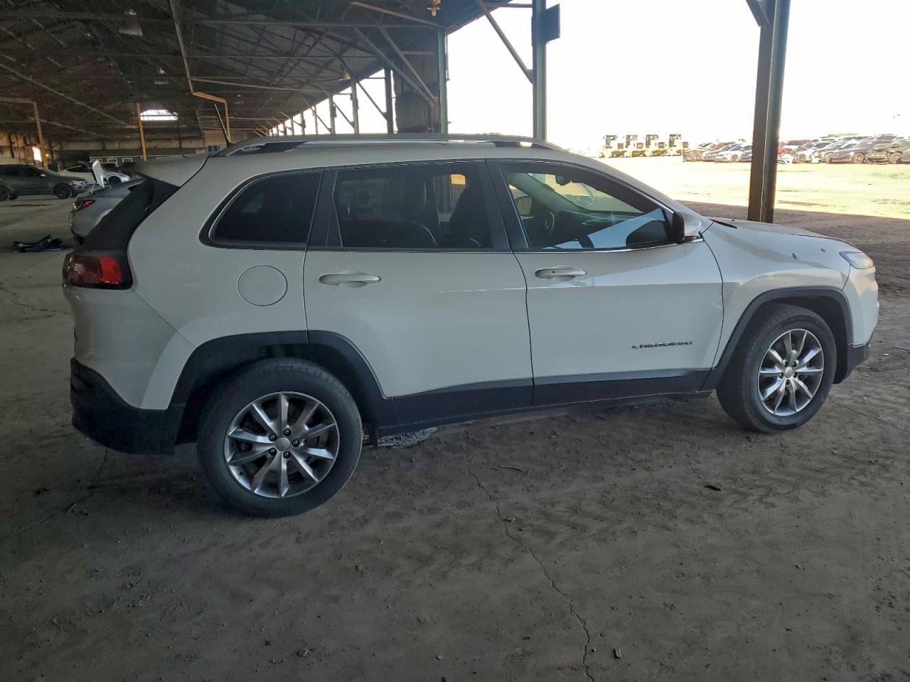 2017 JEEP CHEROKEE LIMITED photo 3