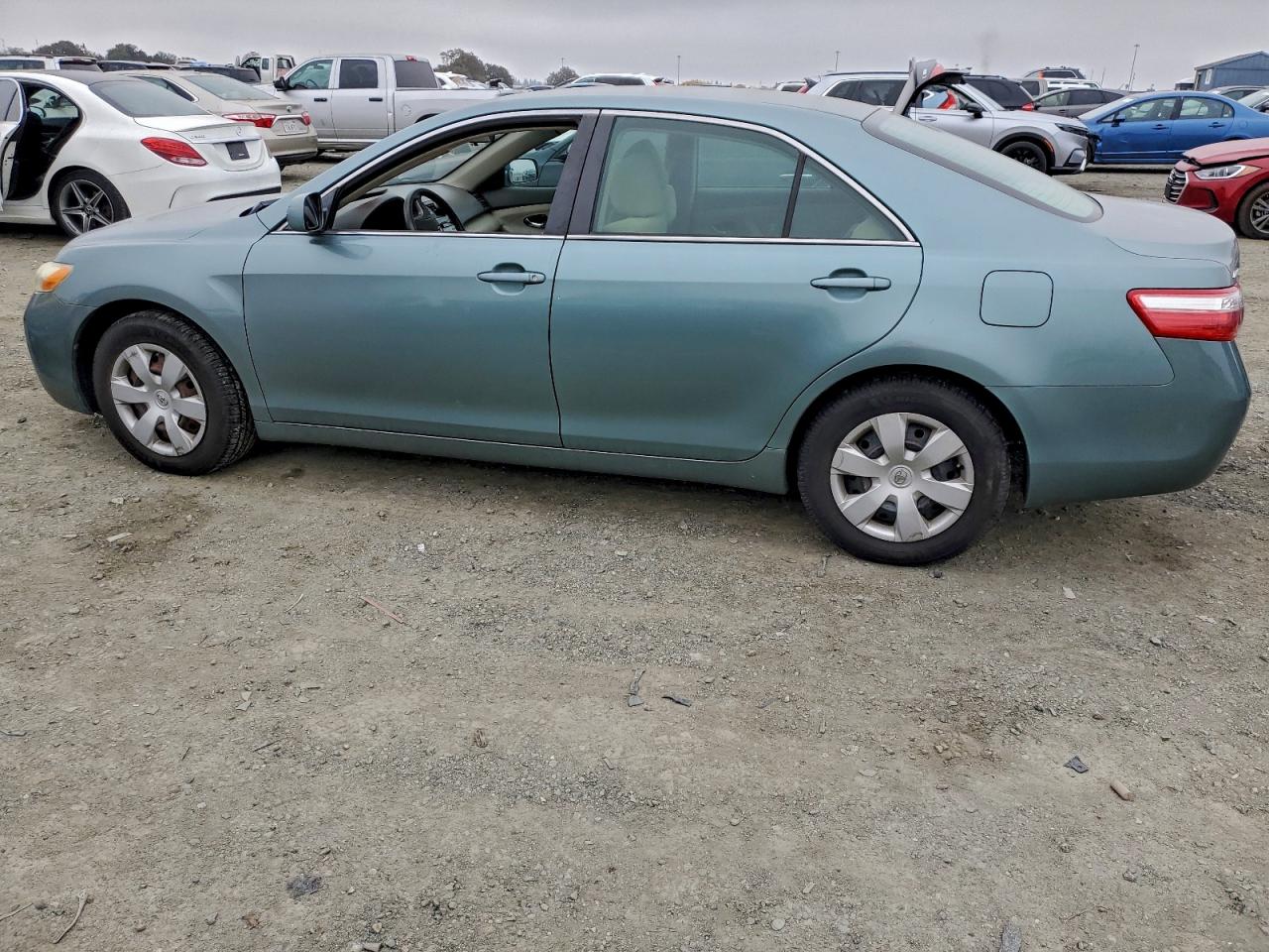 2007 TOYOTA CAMRY CE photo 2