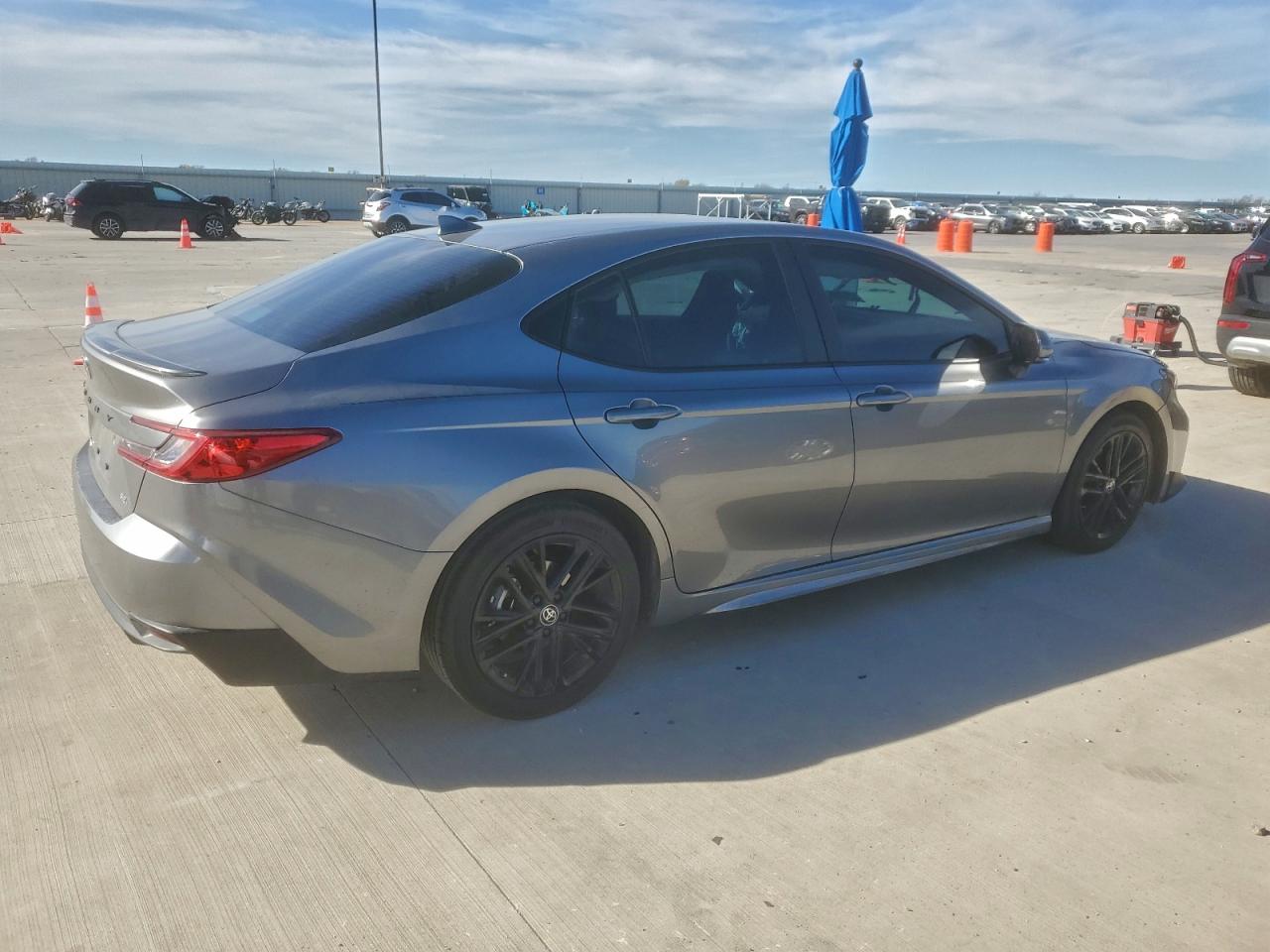 2025 TOYOTA CAMRY XSE photo 3