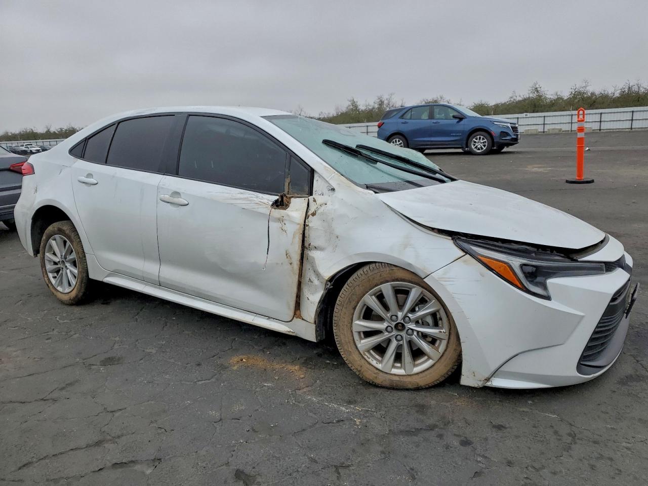2024 TOYOTA COROLLA LE photo 4