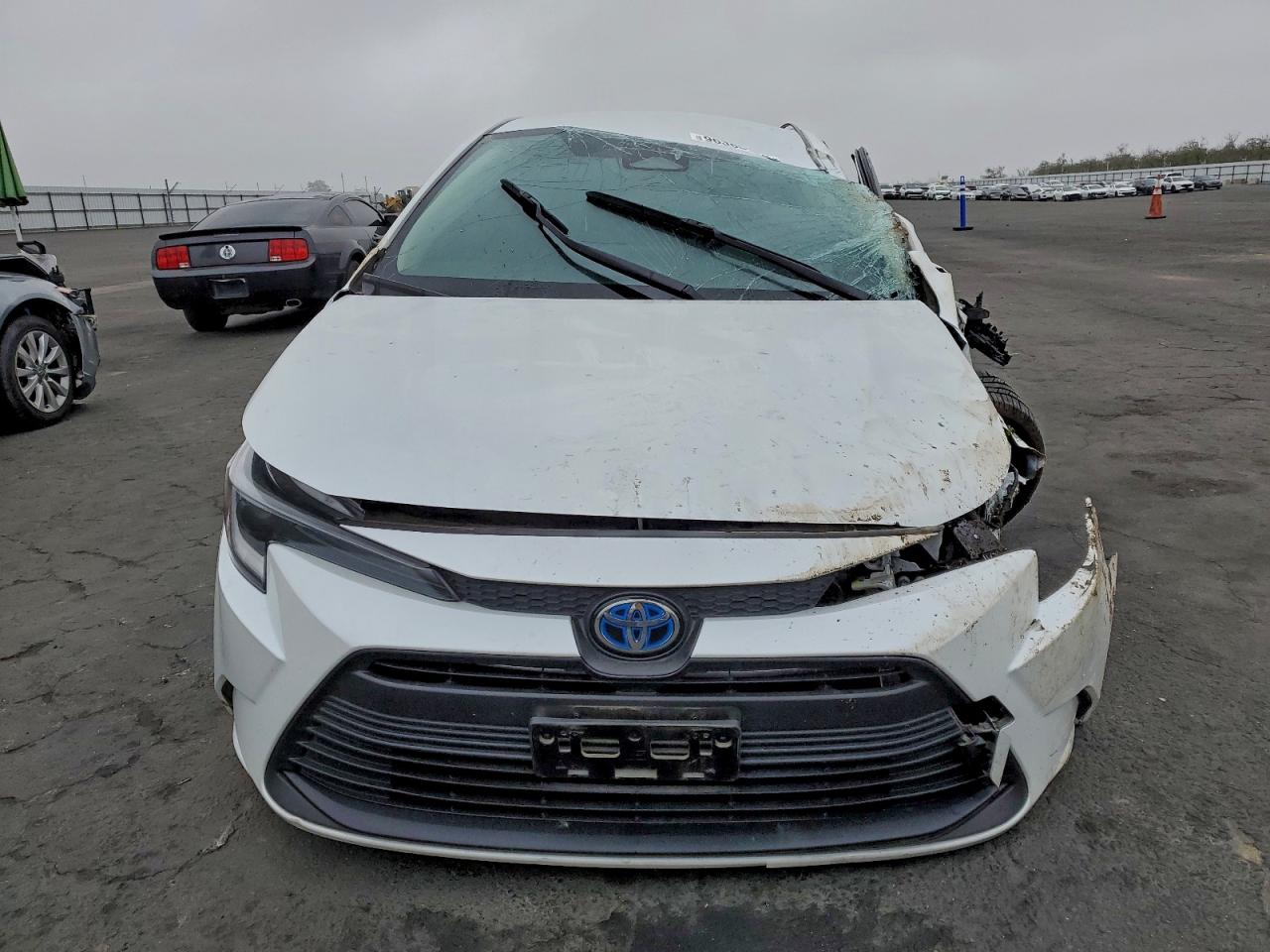 2024 TOYOTA COROLLA LE photo 5