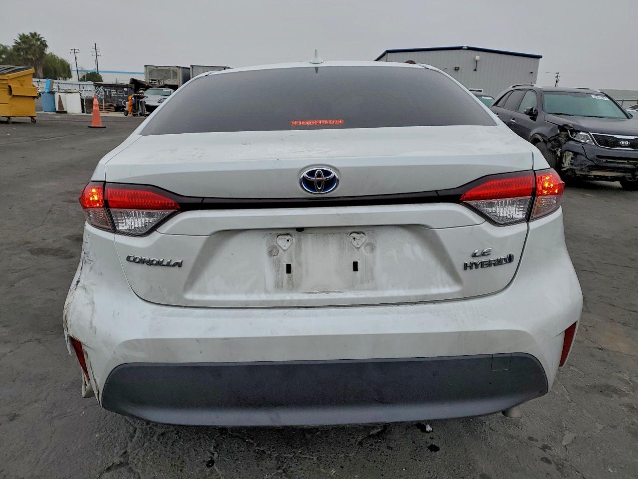 2024 TOYOTA COROLLA LE photo 6