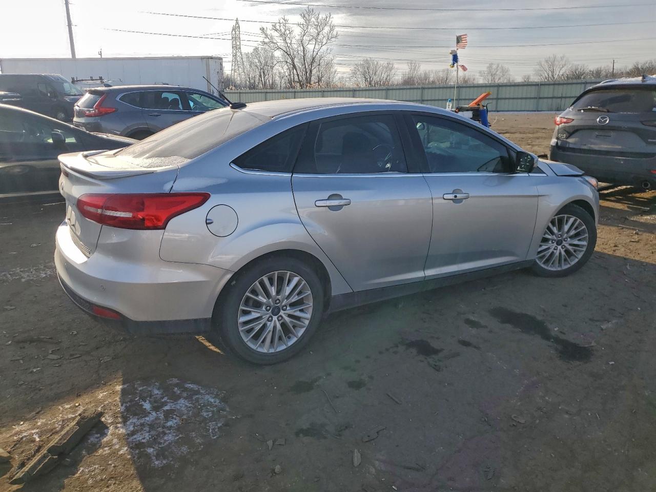 2015 FORD FOCUS TITANIUM photo 3
