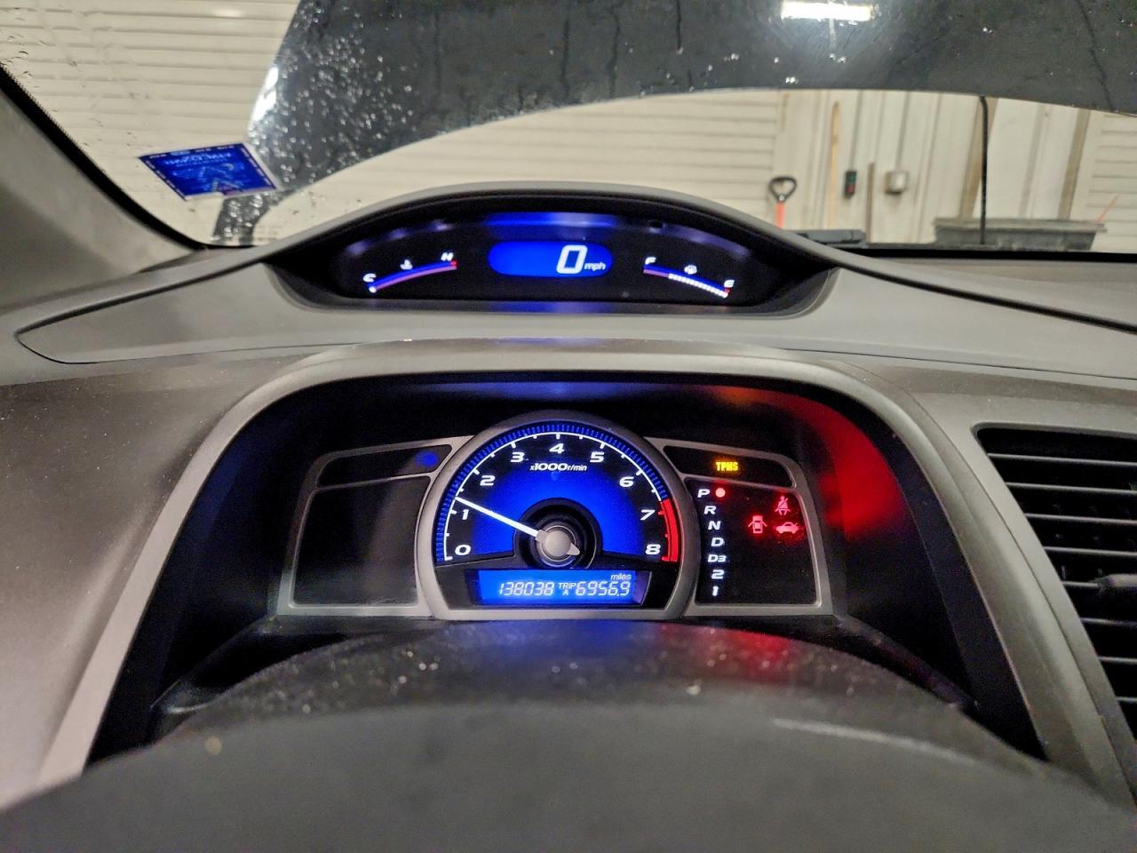 2010 HONDA CIVIC LX photo 17