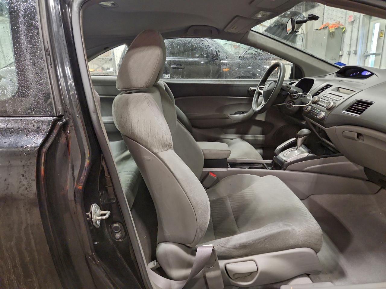 2010 HONDA CIVIC LX photo 19