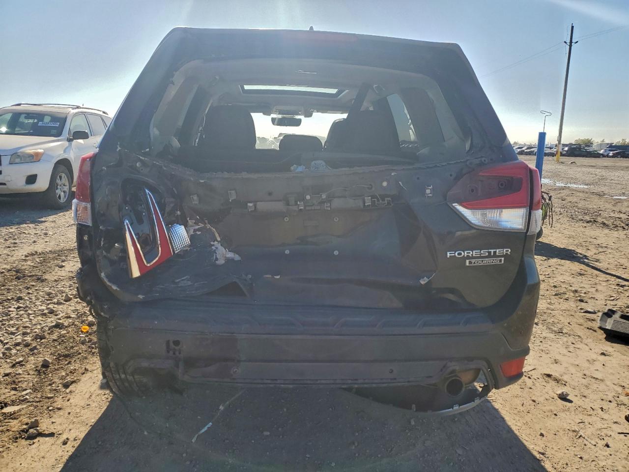 2019 SUBARU FORESTER TOURING photo 11
