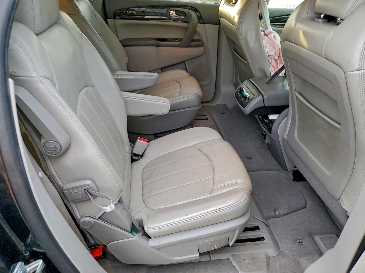 2014 BUICK ENCLAVE photo 21