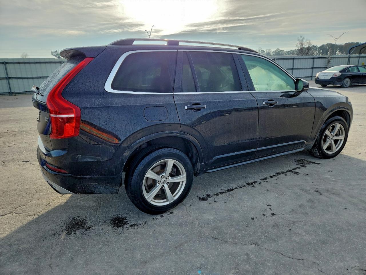 2016 VOLVO XC90 T5 photo 3