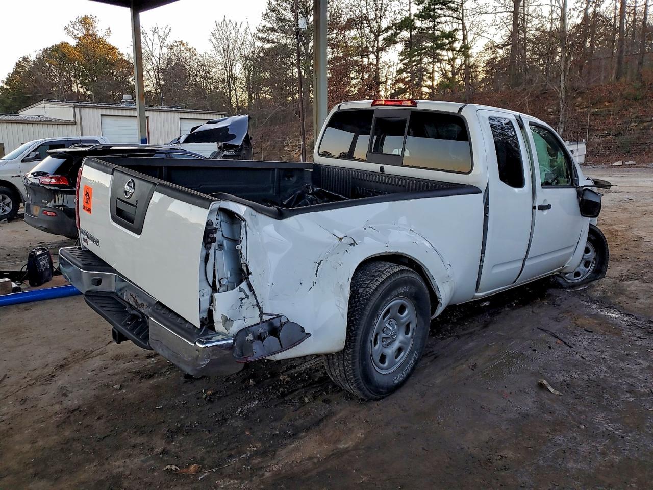 2010 NISSAN FRONTIER KING CAB SE photo 3