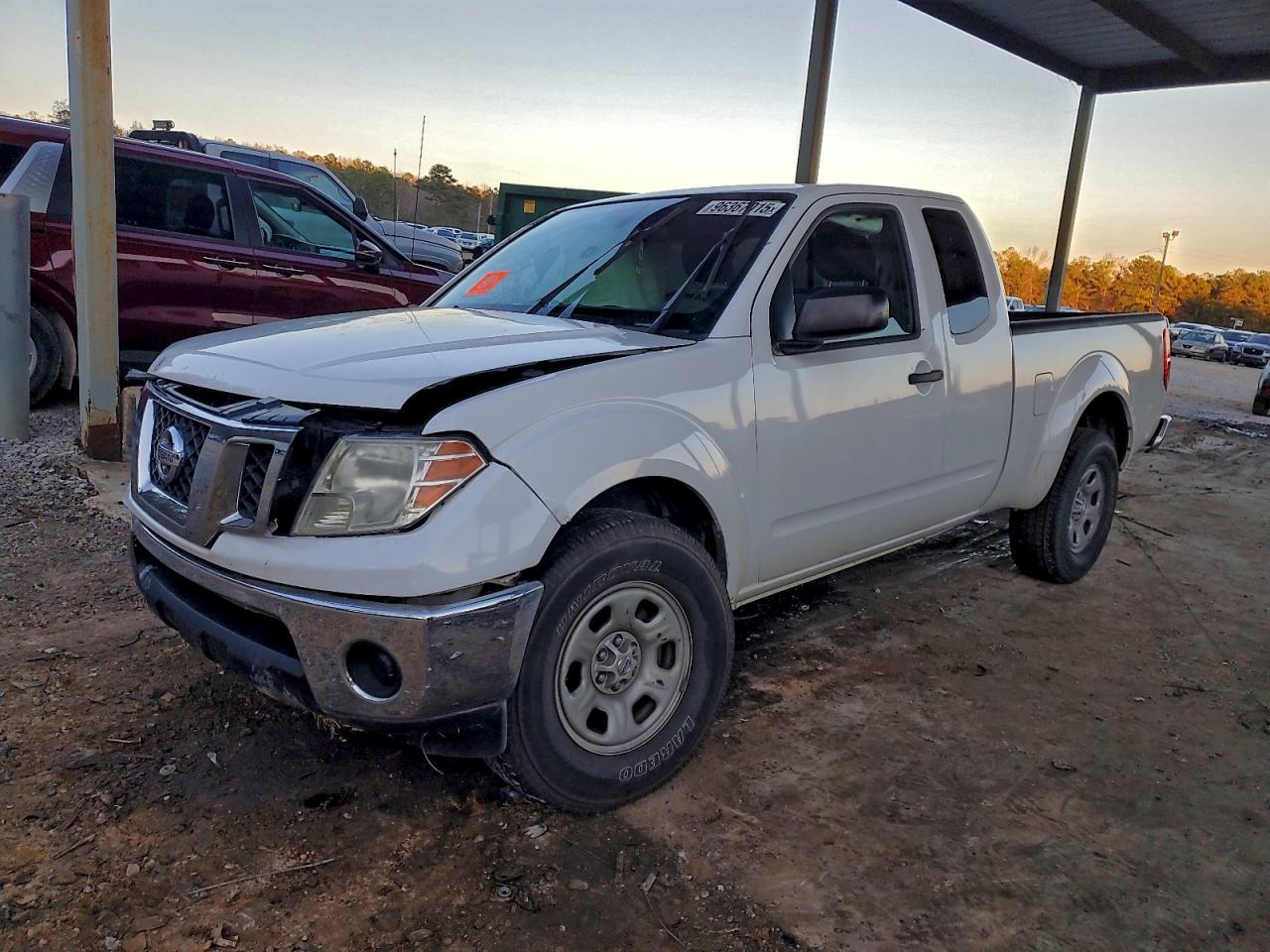 2010 NISSAN FRONTIER