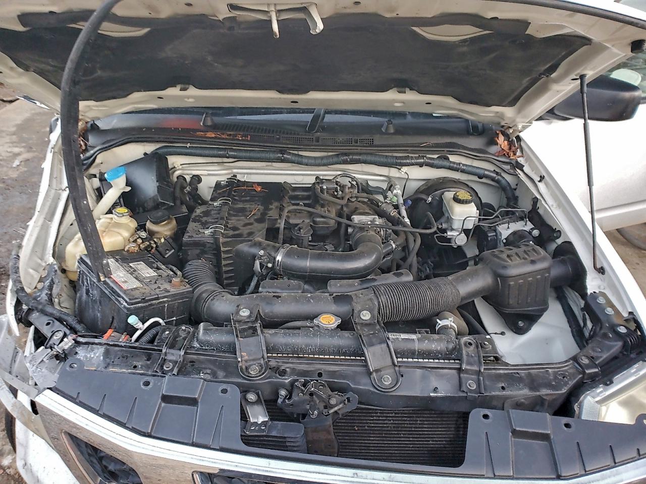 2010 NISSAN FRONTIER KING CAB SE photo 11