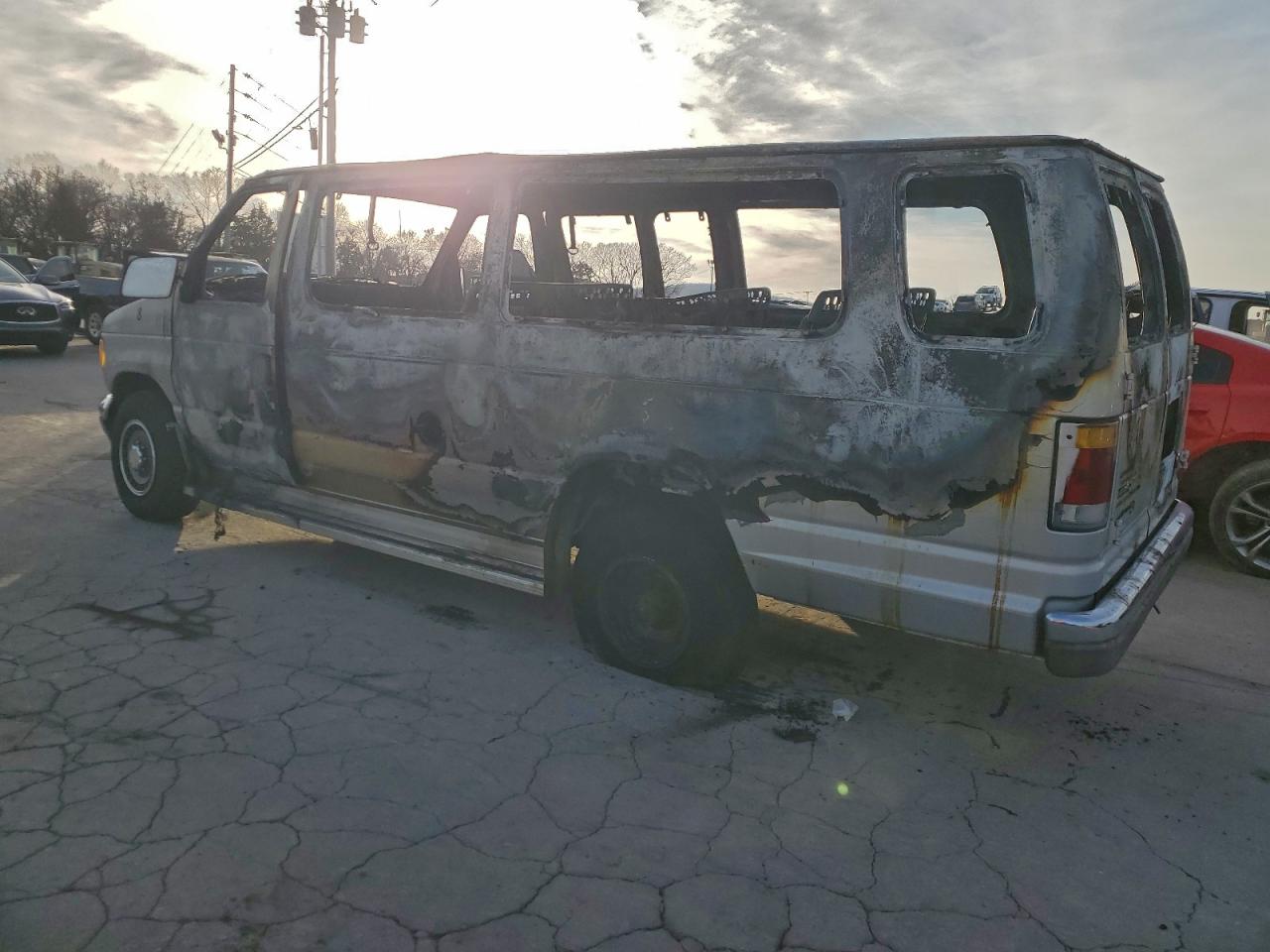 1992 FORD ECONOLINE E350 SUPER DUTY photo 2