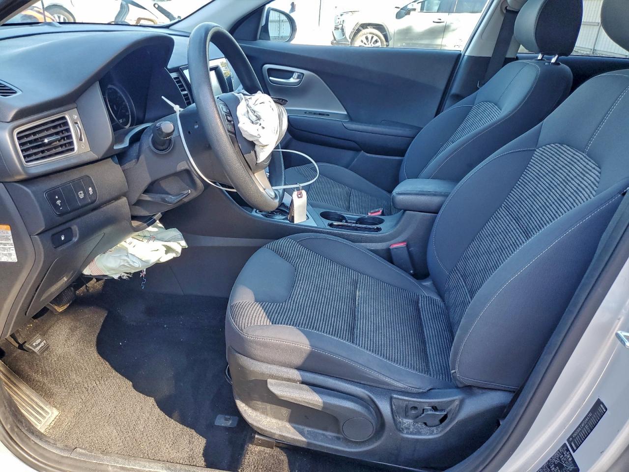 2019 KIA NIRO FE photo 7