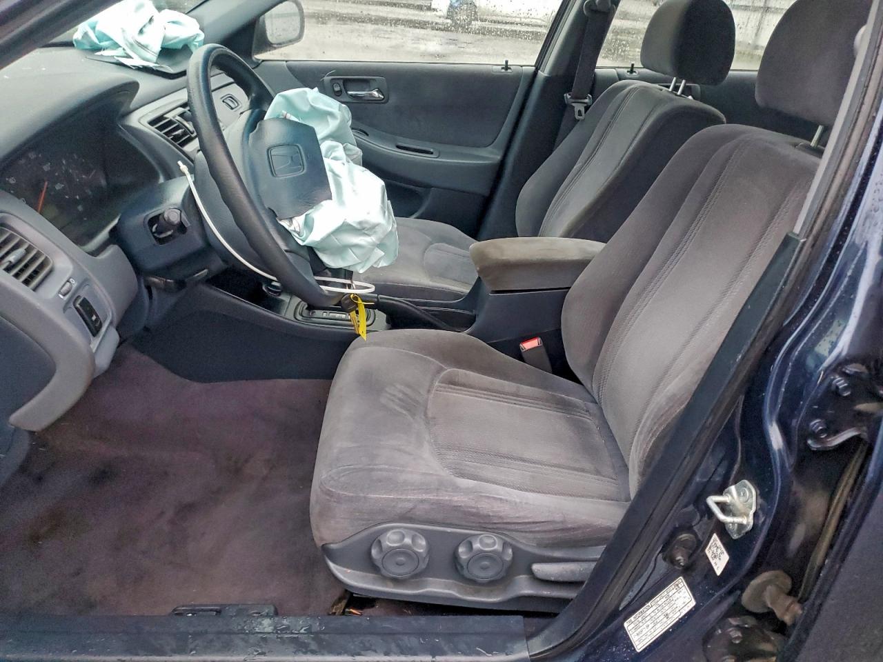 2000 HONDA ACCORD LX photo 7