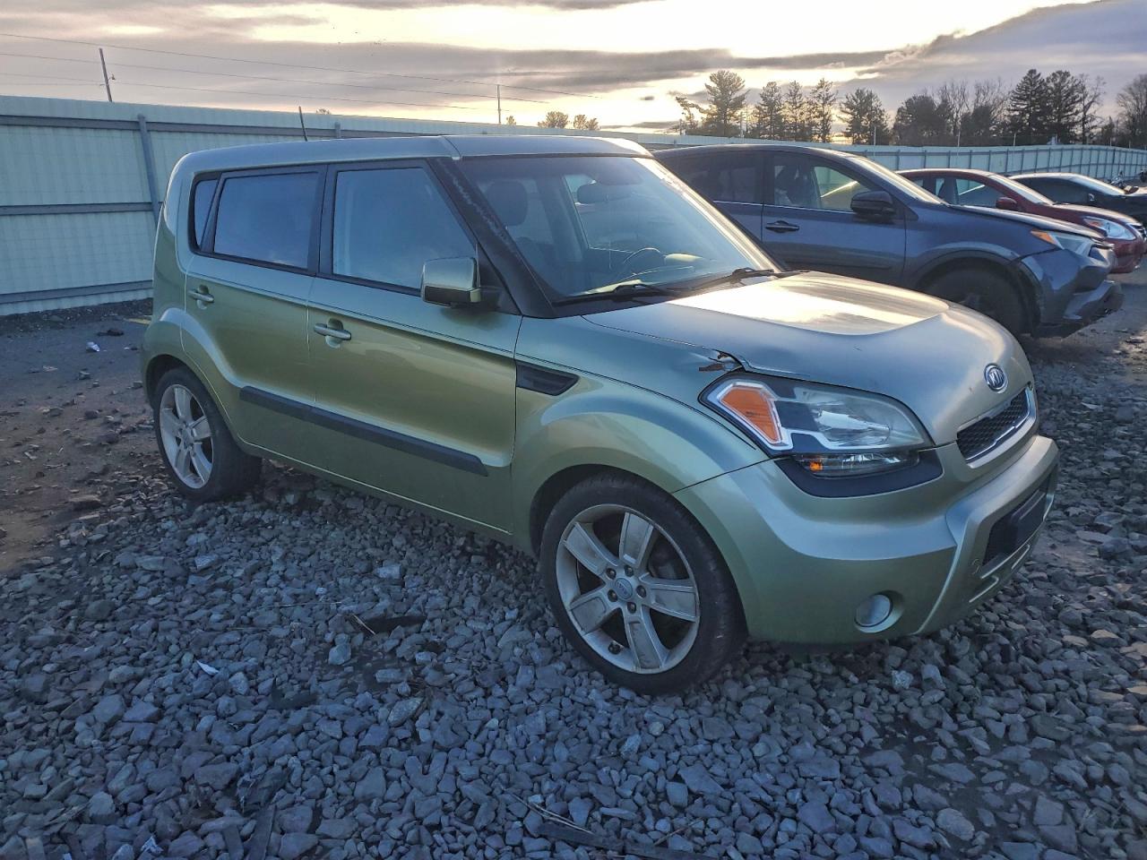 2011 KIA SOUL + photo 4
