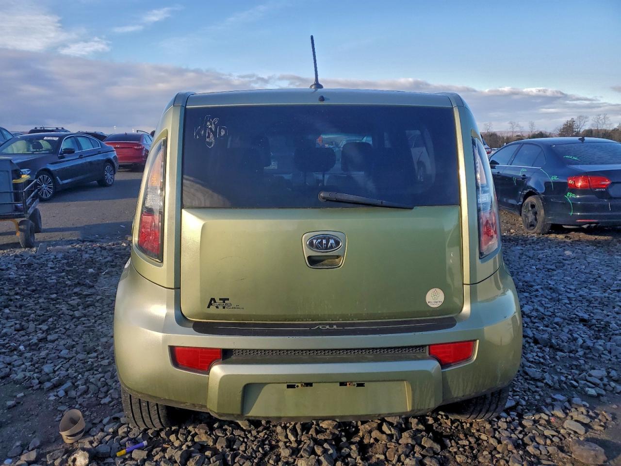 2011 KIA SOUL + photo 6