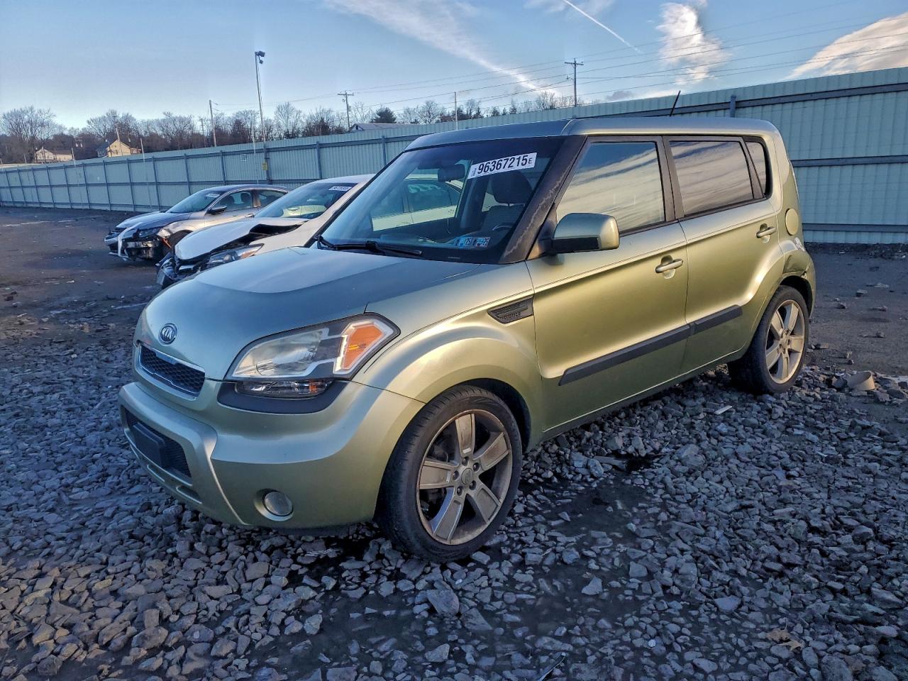 2011 KIA SOUL + — REAR END damage — photo 1