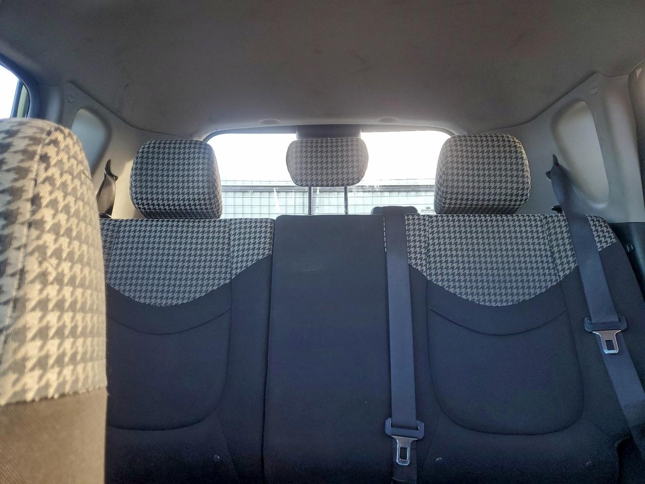 2011 KIA SOUL + photo 10