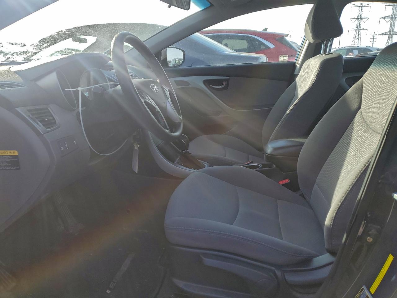 2015 HYUNDAI ELANTRA SE photo 7