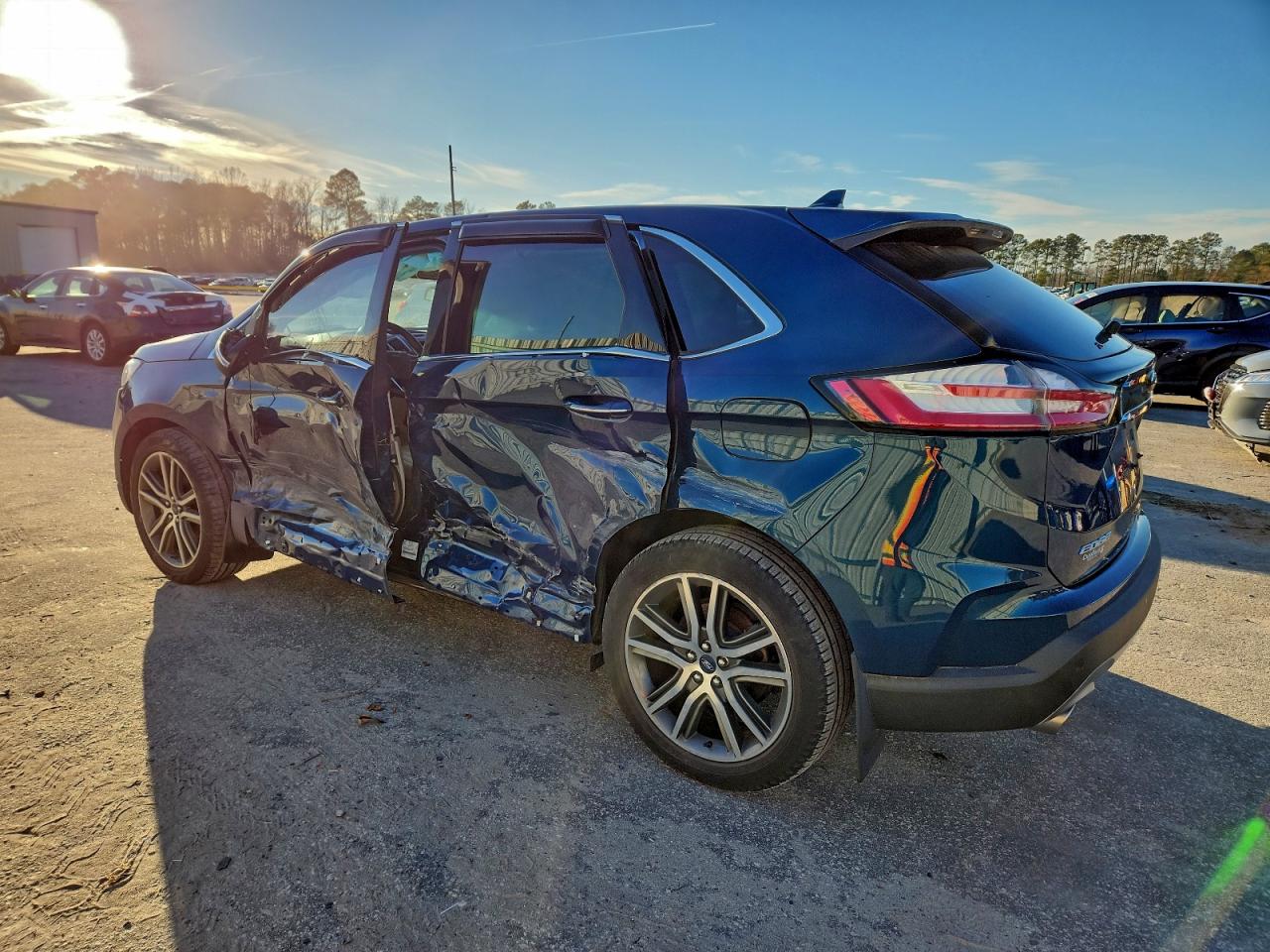 2020 FORD EDGE TITANIUM photo 4