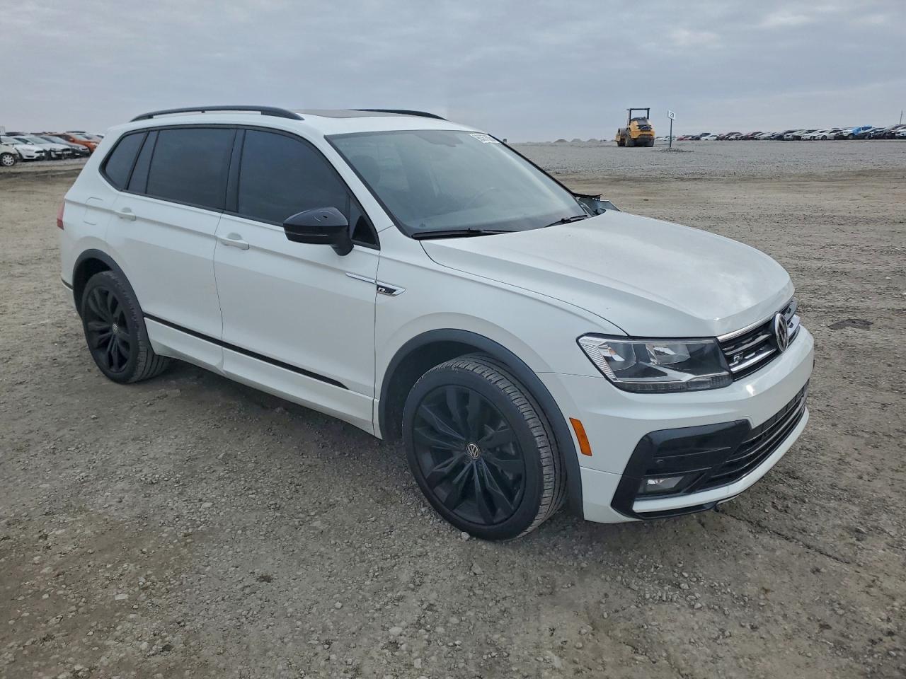 2020 VOLKSWAGEN TIGUAN SE photo 7