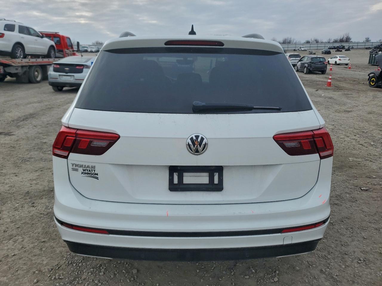 2020 VOLKSWAGEN TIGUAN SE photo 11