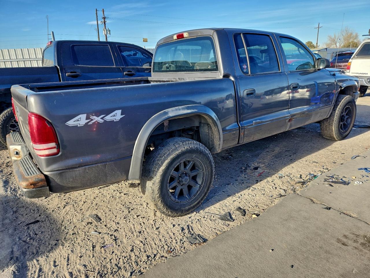 2004 DODGE DAKOTA photo 5
