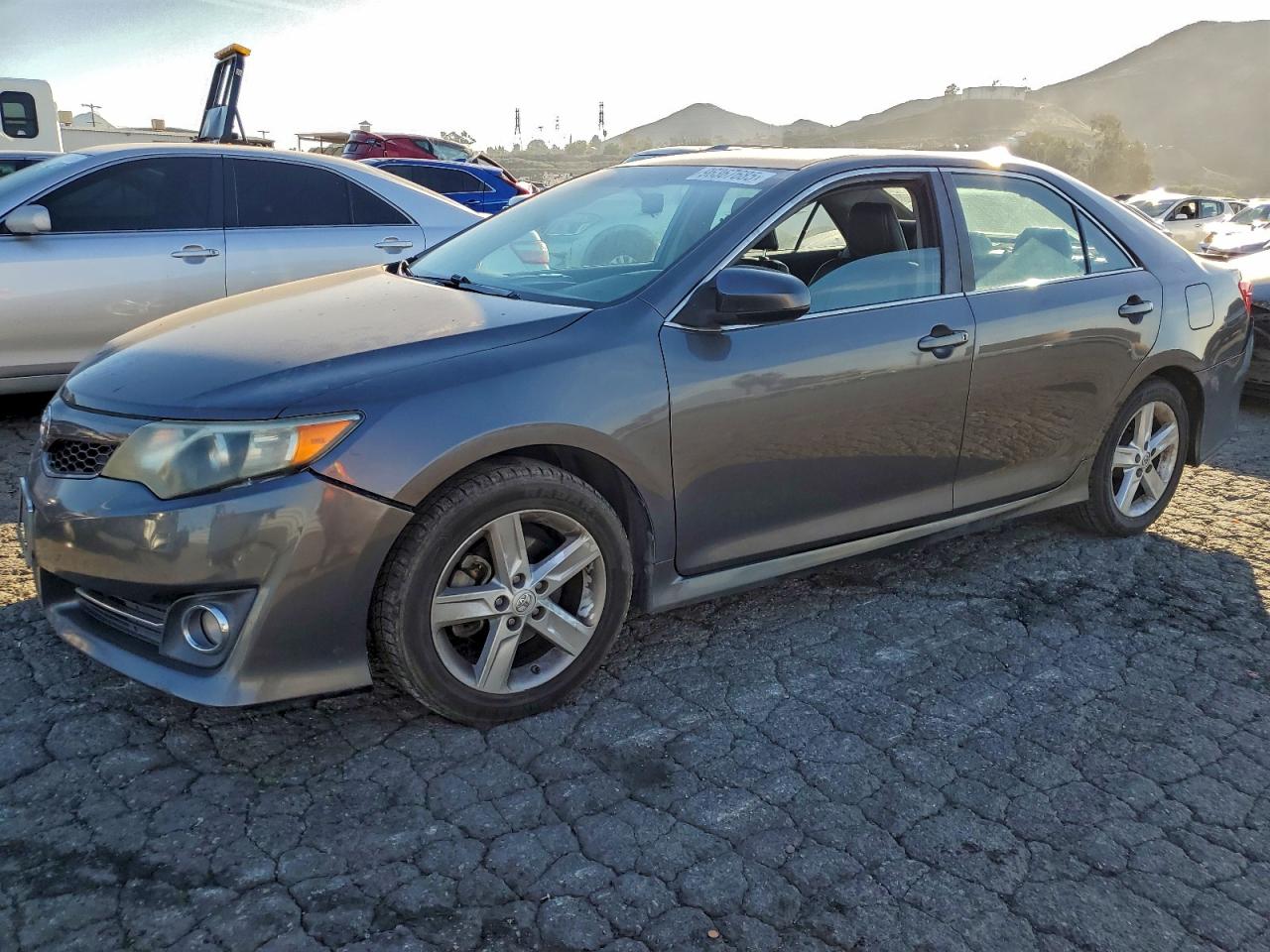 2014 TOYOTA CAMRY