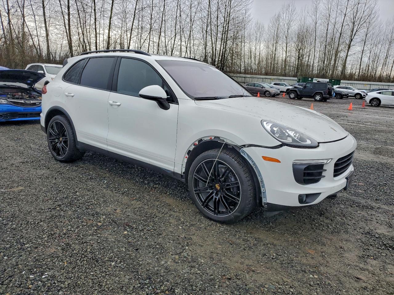 2015 PORSCHE CAYENNE photo 4