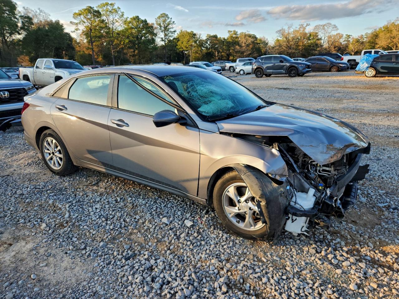 2021 HYUNDAI ELANTRA SE photo 4