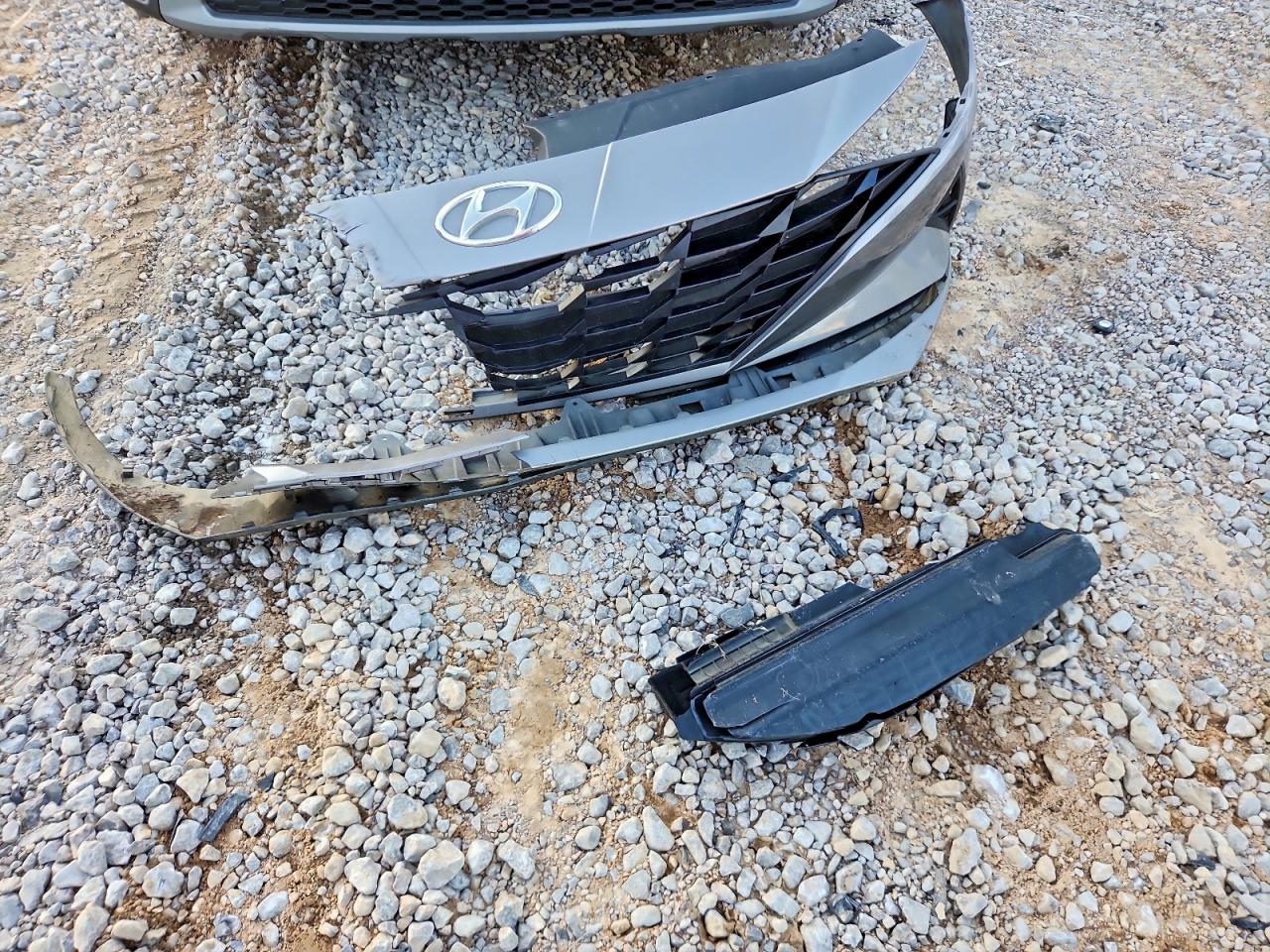 2021 HYUNDAI ELANTRA SE photo 12