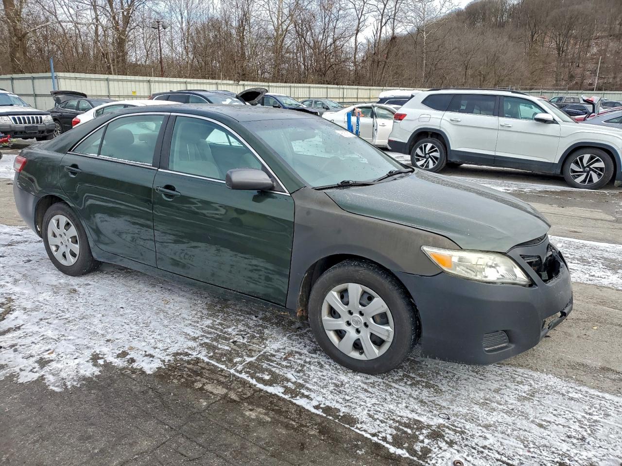 2010 TOYOTA CAMRY BASE photo 7