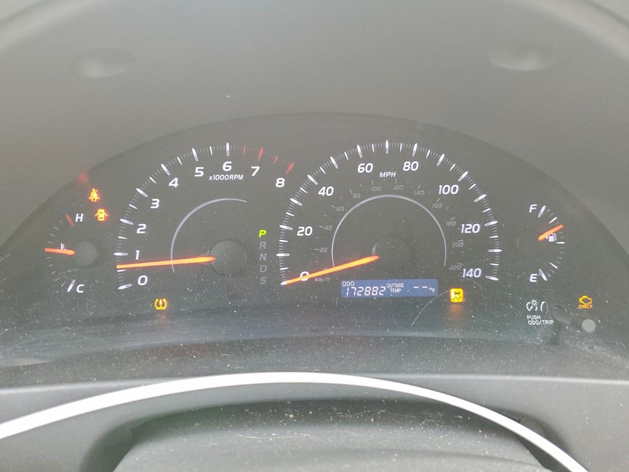 2010 TOYOTA CAMRY BASE photo 17