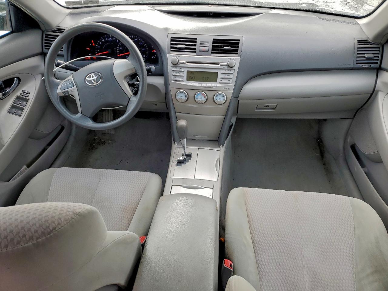 2010 TOYOTA CAMRY BASE photo 15