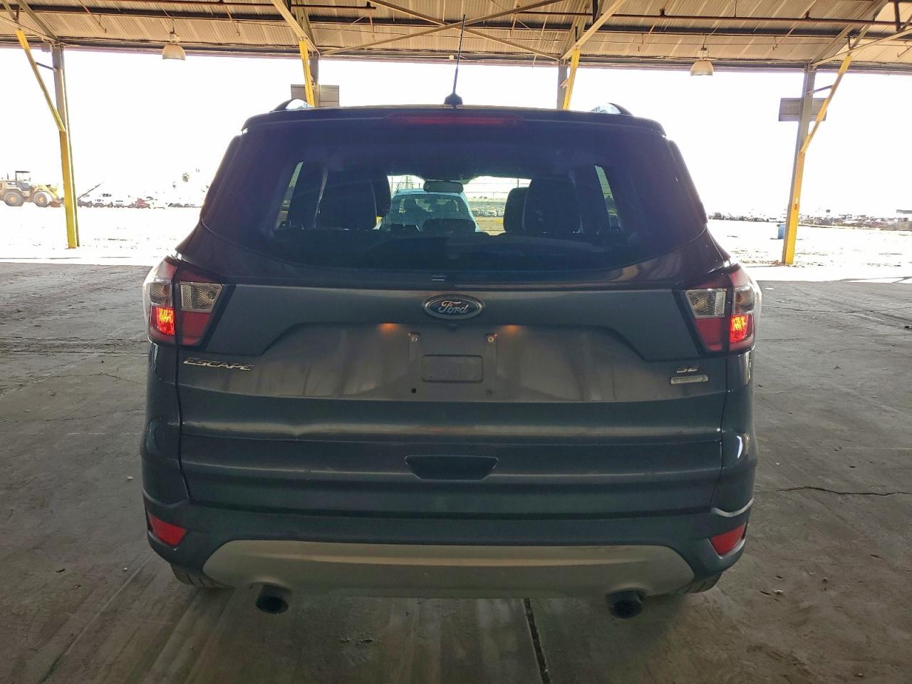 2018 FORD ESCAPE SE photo 6