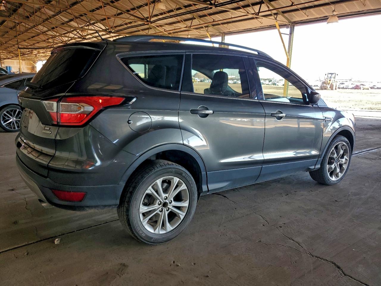 2018 FORD ESCAPE SE photo 3